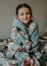 Muslin Quilts and Swaddles - Petite Crown 